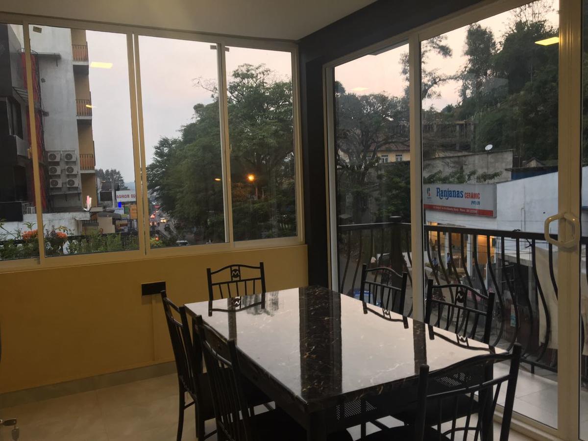 281 Kandy City Hostel & Rooms Deiyannewela Екстериор снимка